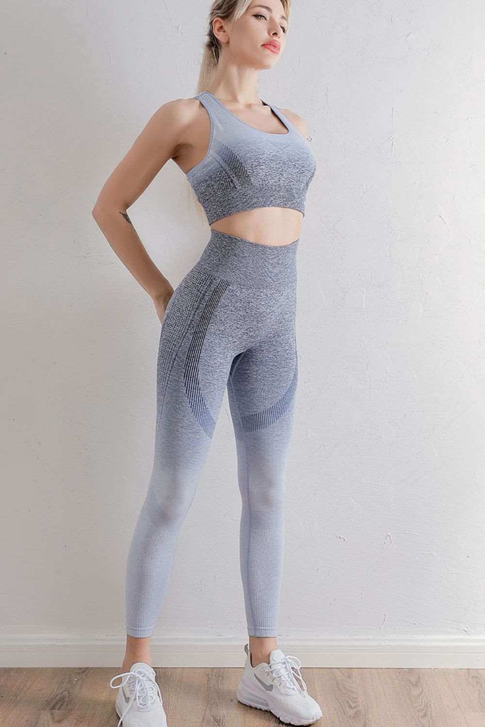 Motivation Spoken Gradient Sports Bra and Leggings Set